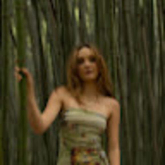 Meet your Posher, Luisa - Picture 1 of 1